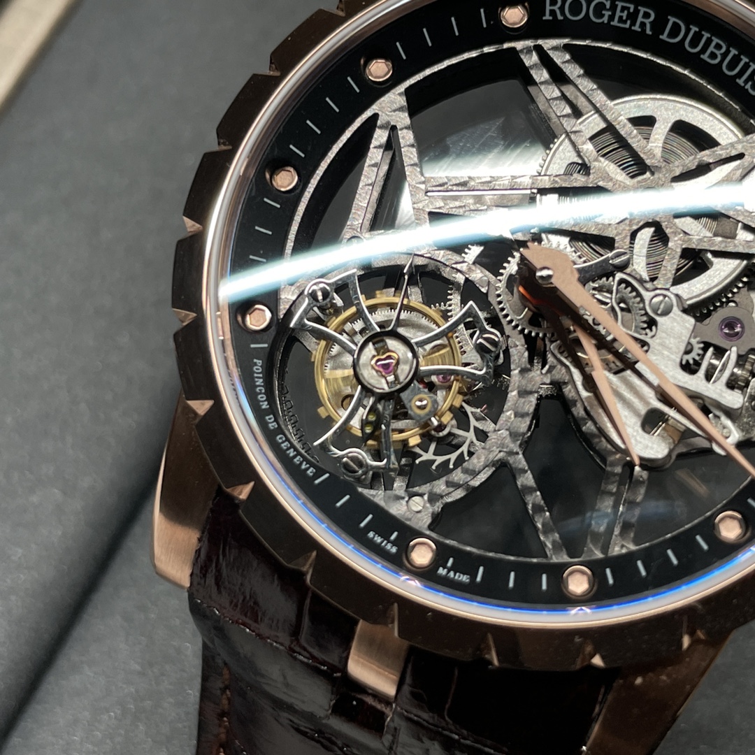 Roger Dubuis Excalibur RDDBEX0393 – 42mm 18K Gold Skeleton Tourbillon - Image 3