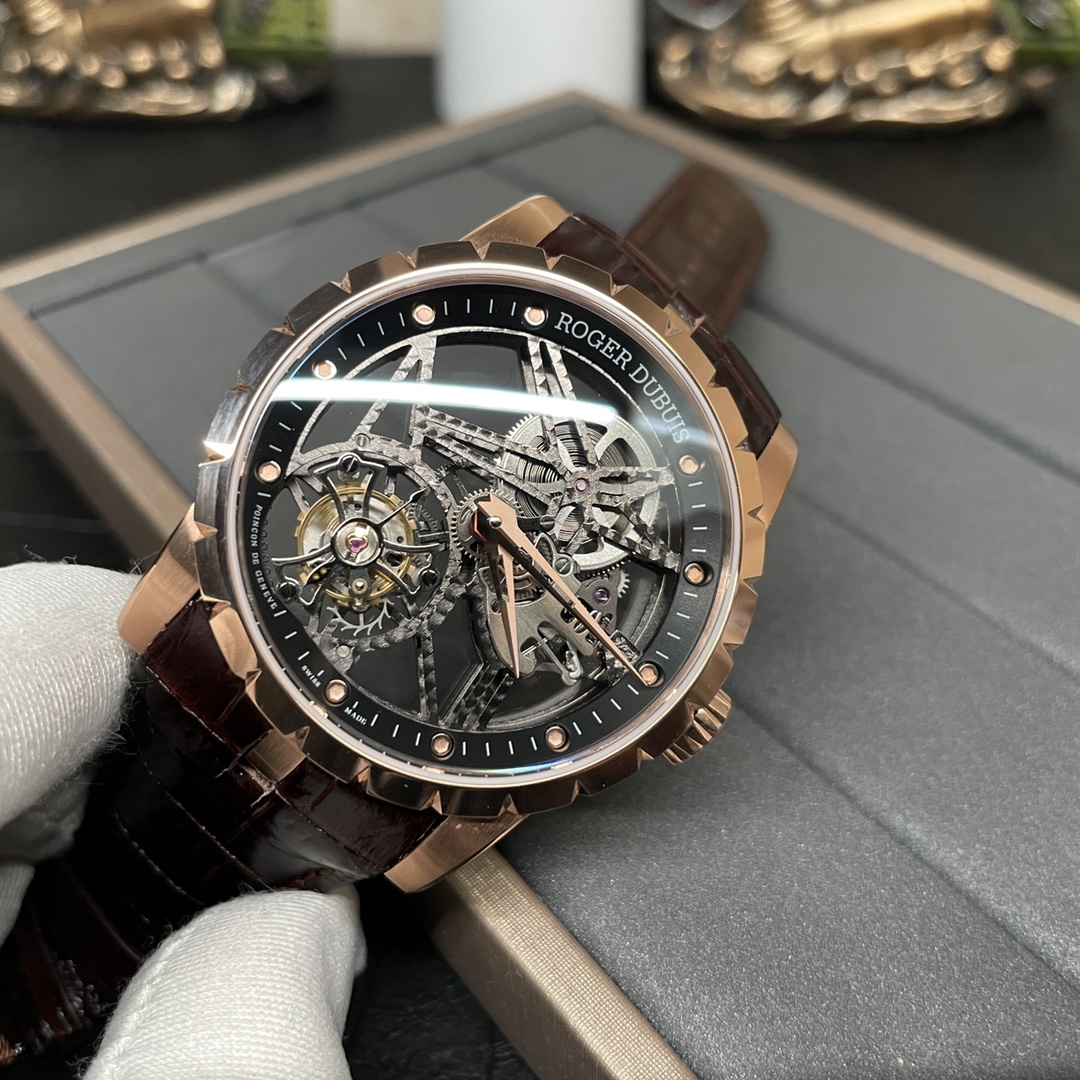Roger Dubuis Excalibur RDDBEX0393 – 42mm 18K Gold Skeleton Tourbillon - Image 5