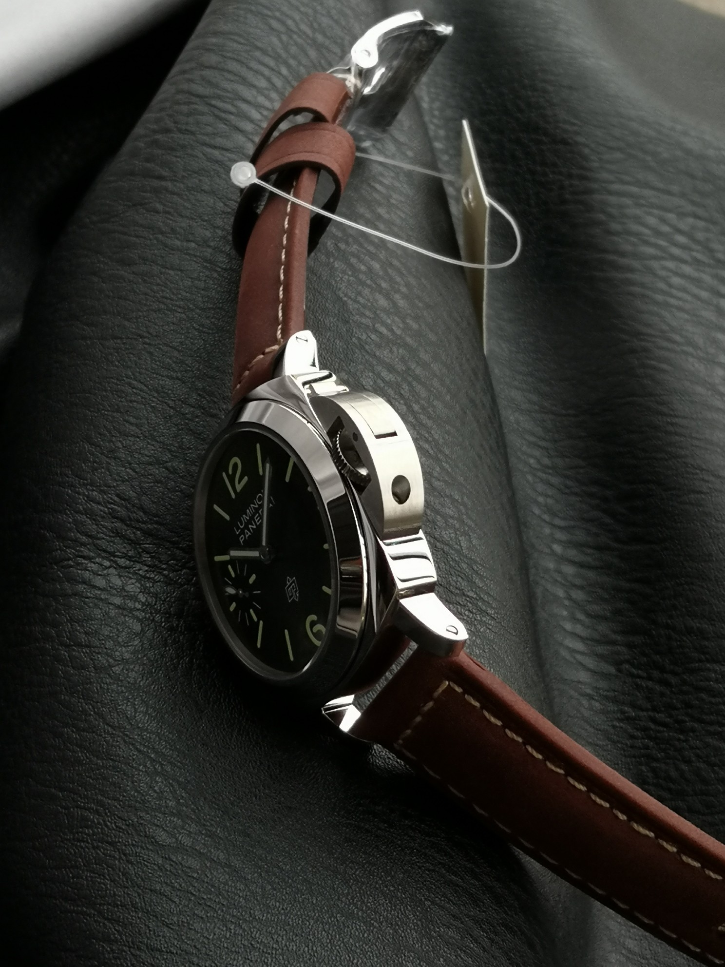 Panerai Luminor PAM01624 Green Dial Manual-Wind Men’s Watch - Image 6