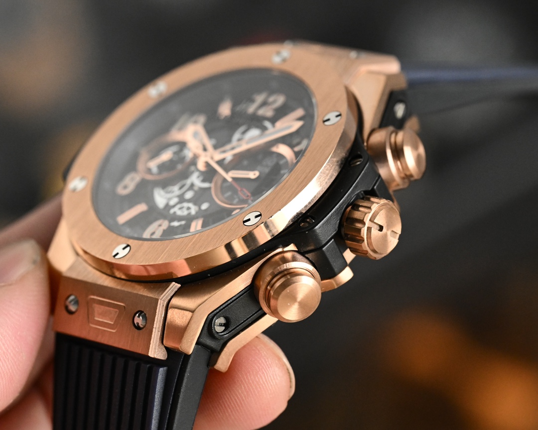 Hublot Big Bang Unico Rose Gold Skeleton Chronograph - Image 6