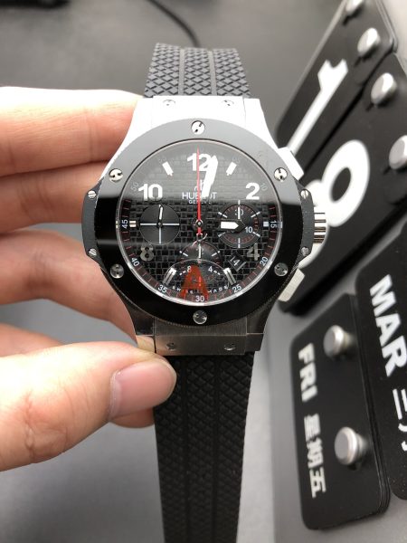 Hublot Big Bang 301.SB.131.RX Chronograph Watch