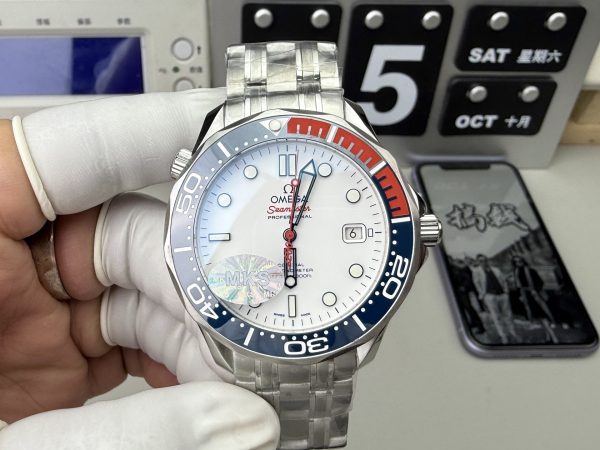 Omega Seamaster 300M Commander 007 Limited Edition Men's Watch