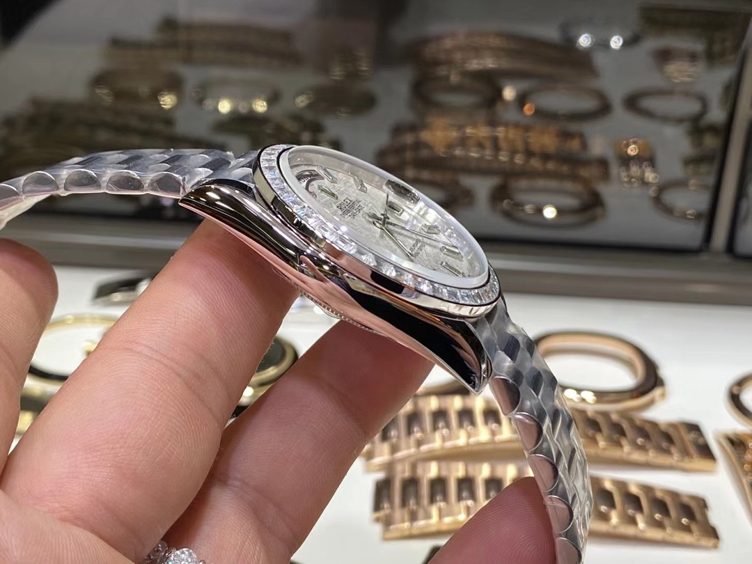 Rolex Day-Date 228396TBR Meteorite Dial with Baguette Diamond Bezel - Image 4