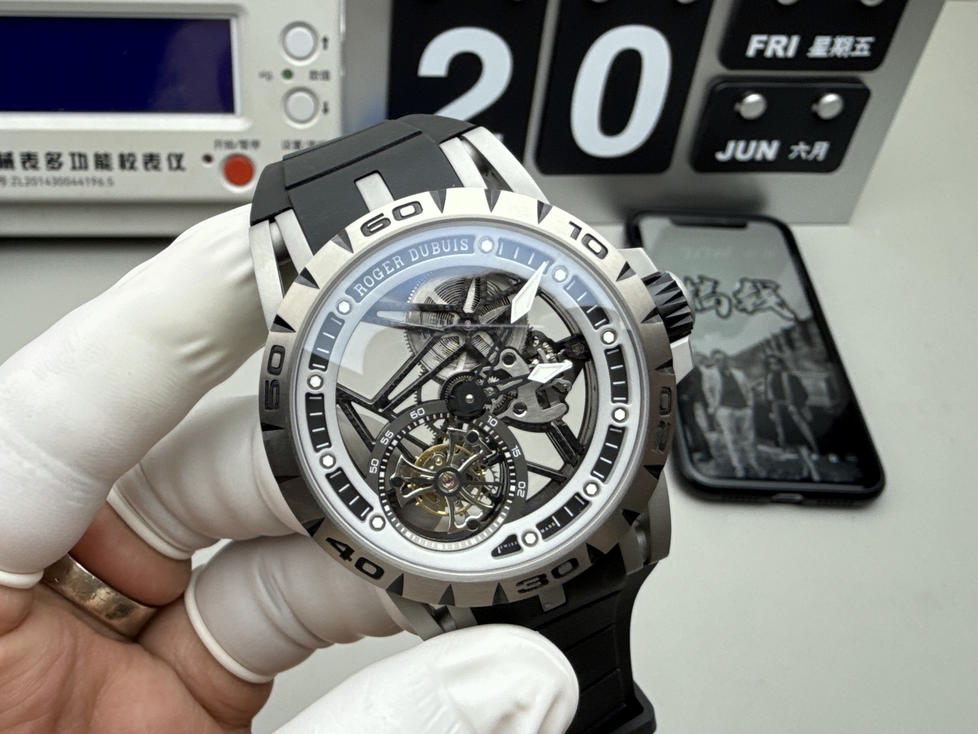 Roger Dubuis Excalibur Spider RDDBEX0545 Skeleton Flying Tourbillon Titanium - Image 3