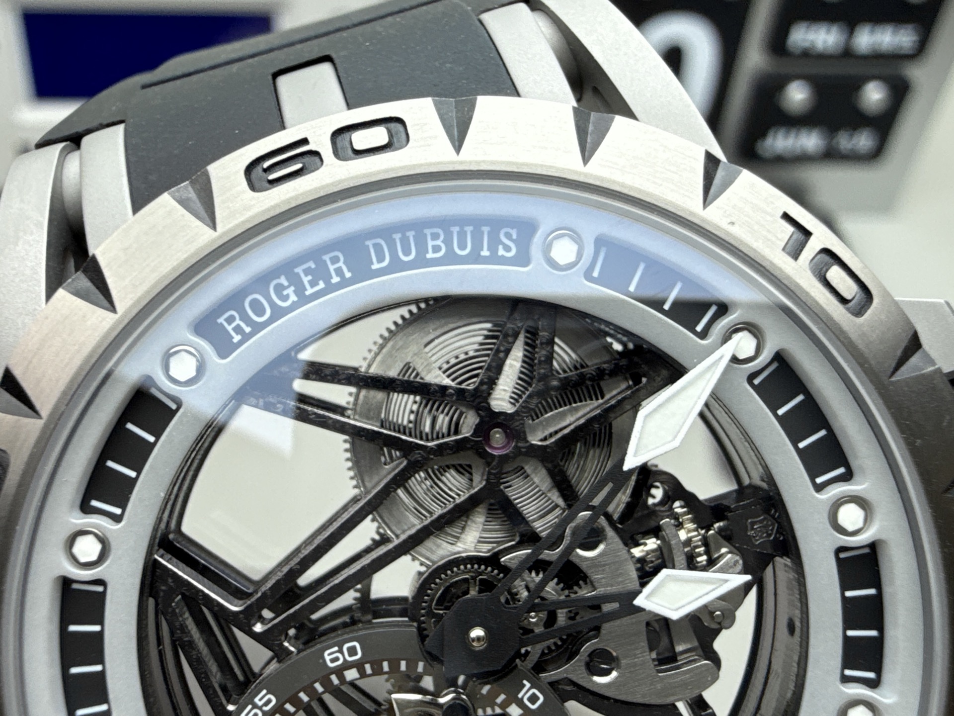 Roger Dubuis Excalibur Spider RDDBEX0545 Skeleton Flying Tourbillon Titanium - Image 5