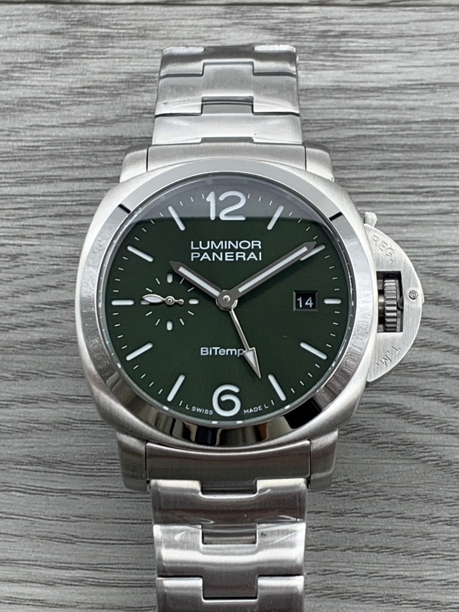 Panerai Luminor Quaranta BiTempo PAM01640 Green Dial Automatic Men’s Watch,