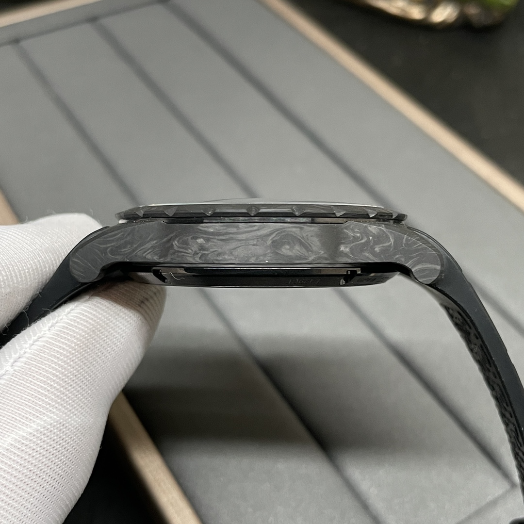 Roger Dubuis RD505SQ Carbon Fiber - Image 5