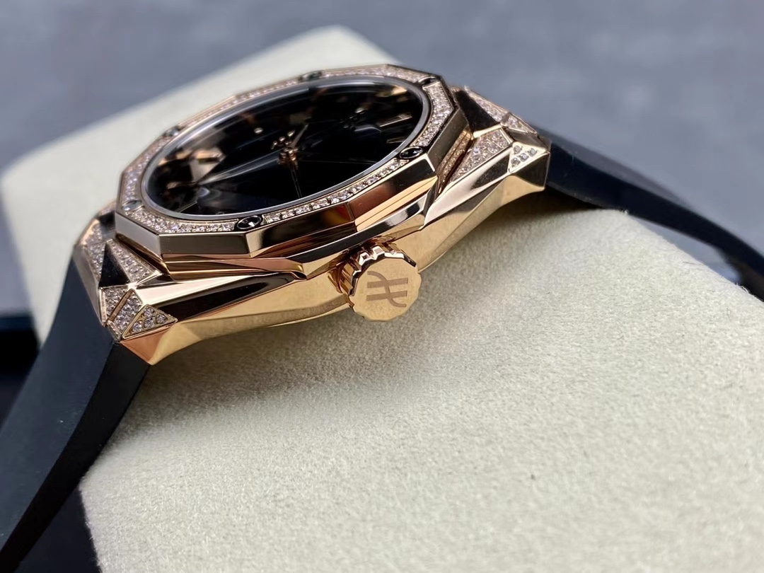 Hublot Classic Fusion Orlinski Rose Gold Full Pave Diamonds - Image 5