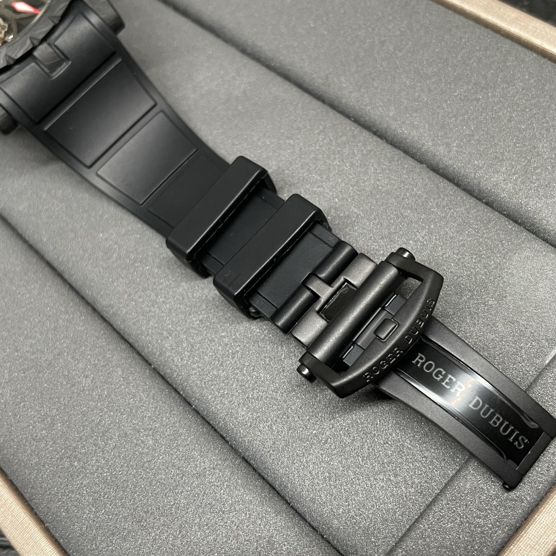 Roger Dubuis RD505SQ Carbon Fiber - Image 7