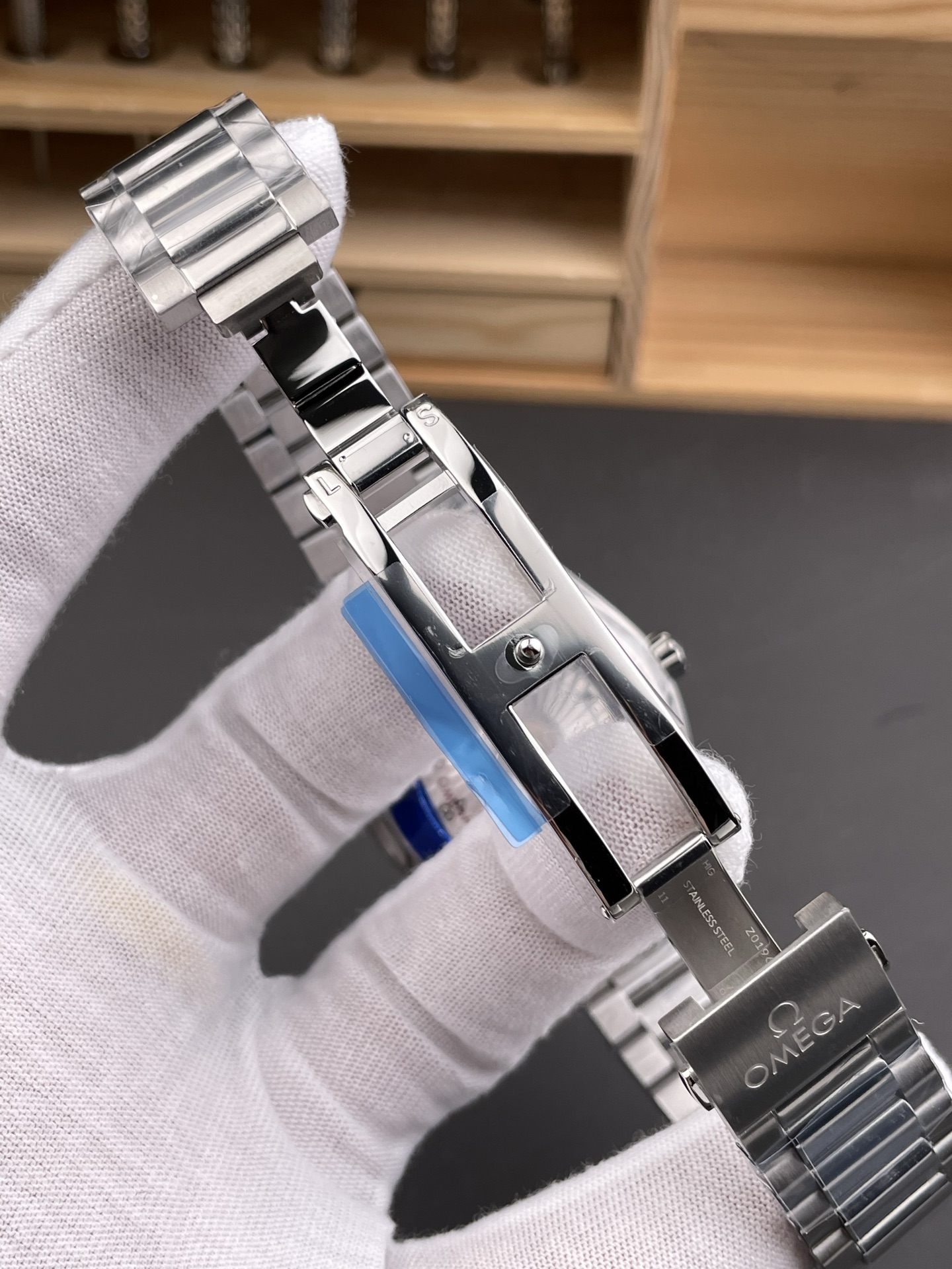 OMEGA Seamaster Railmaster - Image 6