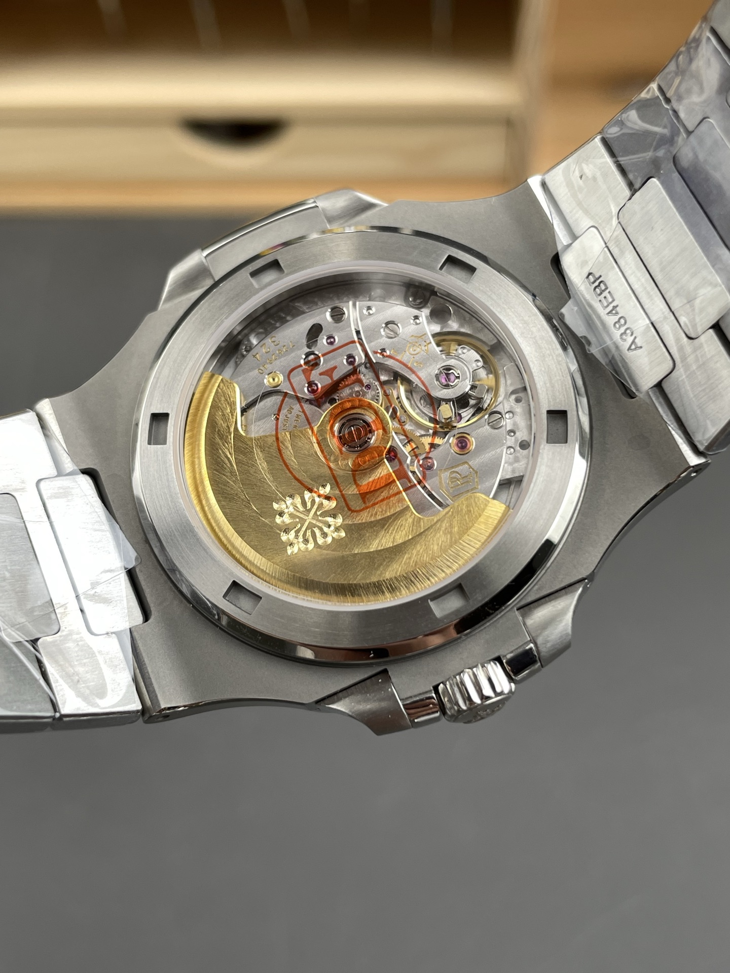 atek Philippe Nautilus 5711/1A-010 Luxury Sports Watch - Image 4
